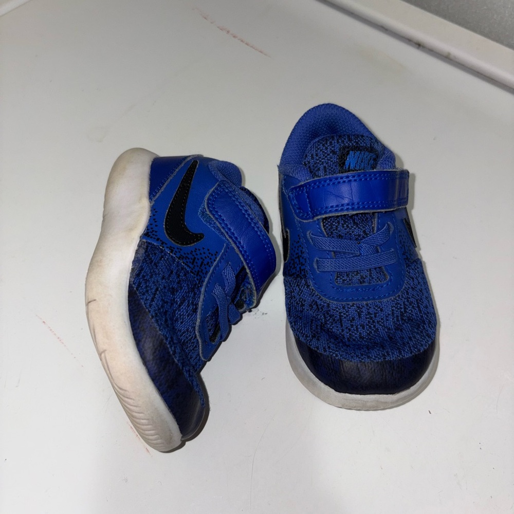 Nike Kids Royal Blue Sneakers size 7c - Picture 5 of 5